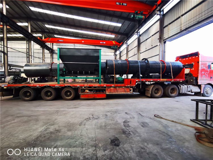 安徽客戶年產(chǎn)5萬噸顆粒有機(jī)肥生產(chǎn)線發(fā)貨現(xiàn)場