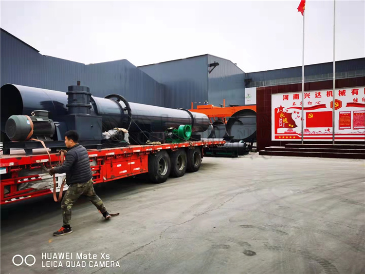 牡丹江客戶年產(chǎn)1萬噸免烘干擠壓造粒生產(chǎn)線 發(fā)貨現(xiàn)場