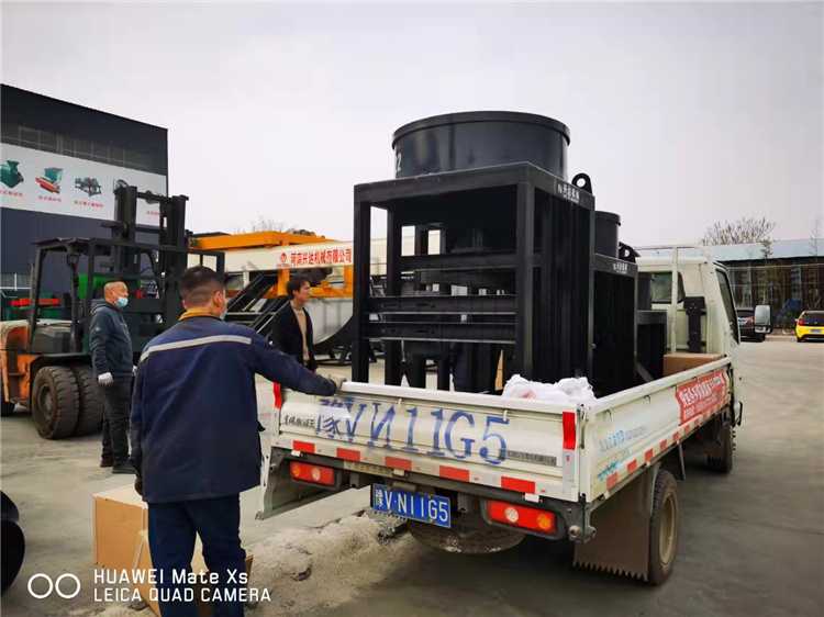 1米三級(jí)拋圓機(jī)發(fā)往 內(nèi)蒙